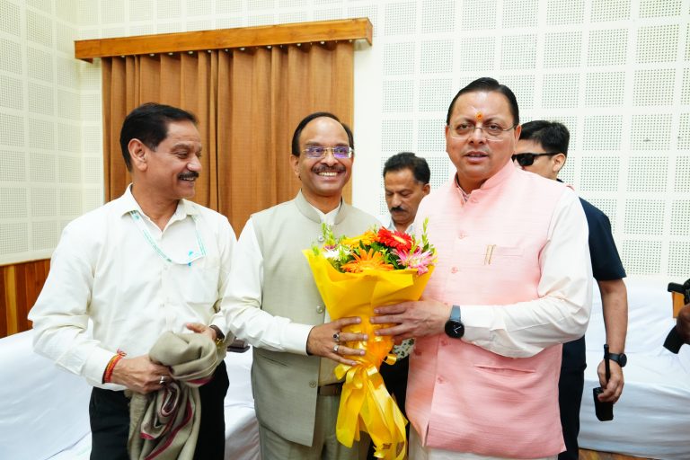 Chief Minister assures major relief to Garhwal University