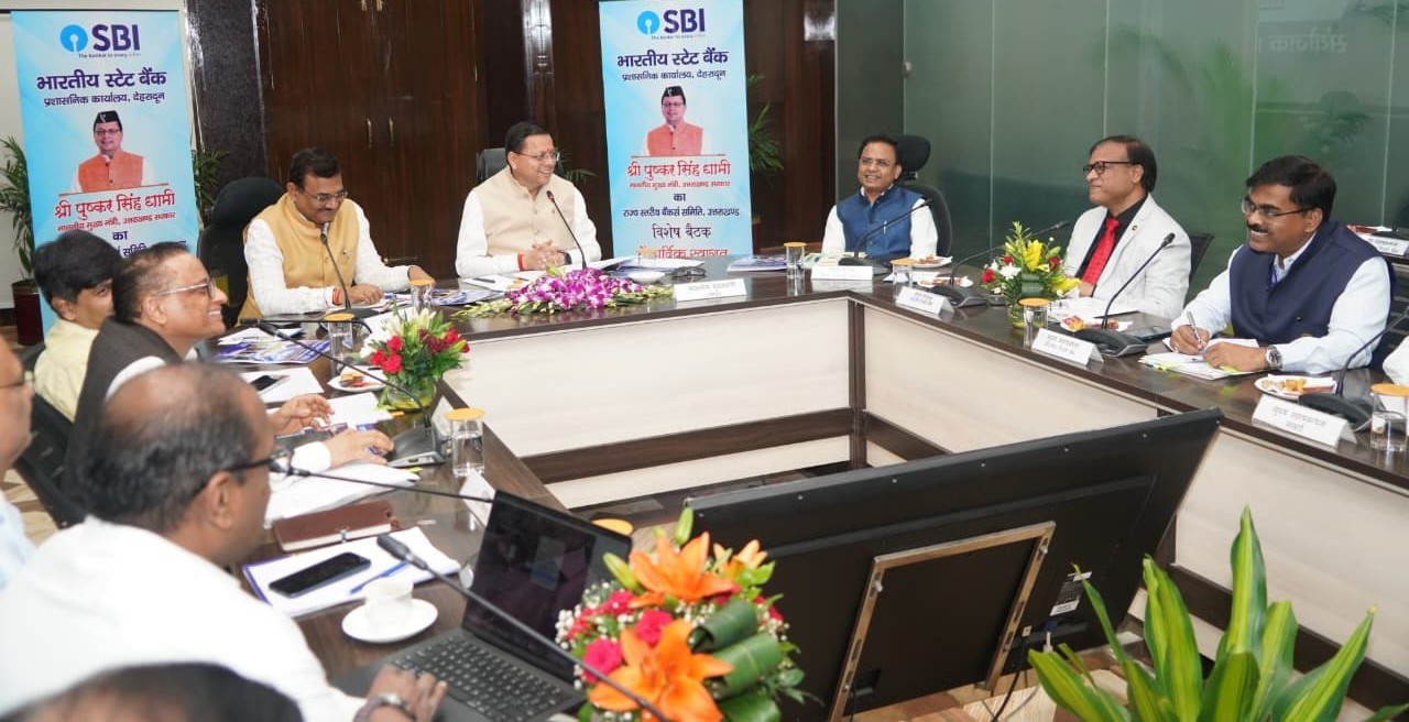 Chief Minister directs holding of regular camps to increase credit-deposit