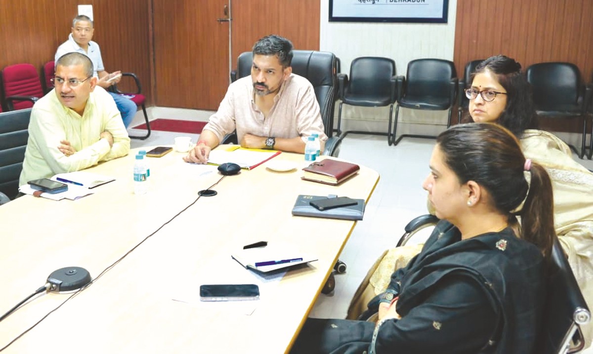 DM reviews monsoon preparedness, directs high alert