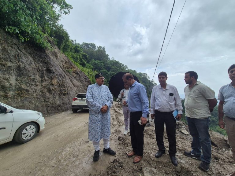 Minister Maharaj inspects damaged road & under-construction bridge in Mussoorie