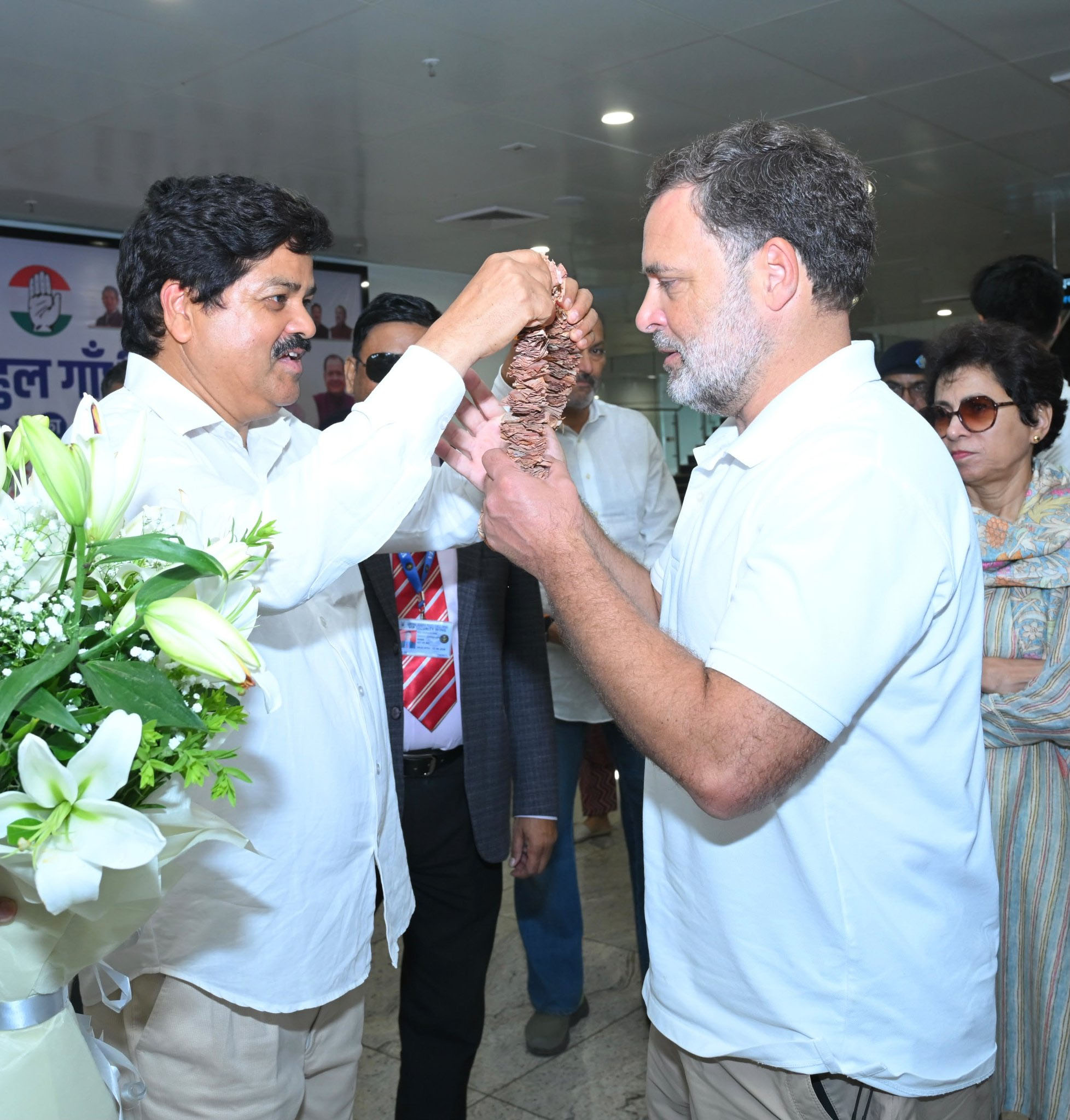 Rahul Gandhi condoles death of Cong worker, holds party meetings
