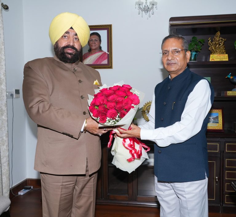 VC BP Bhatt pays courtesy call on Gov