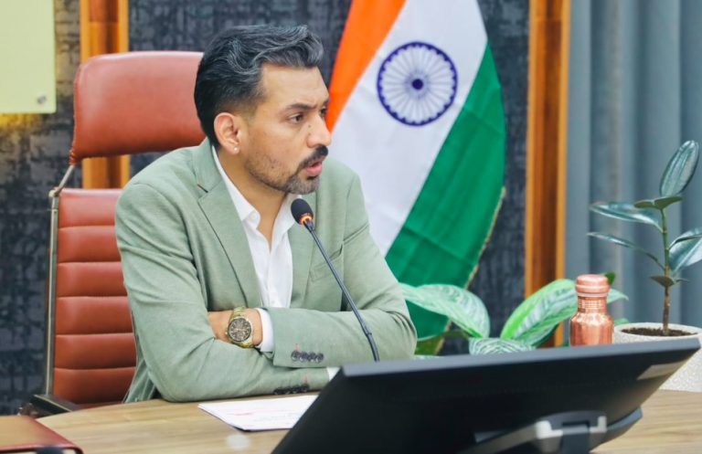 एचआईवी/एड्स मुक्त देहरादून का संकल्प, रोकथाम से उपचार तक कसेगा प्रशासन का शिकंजा