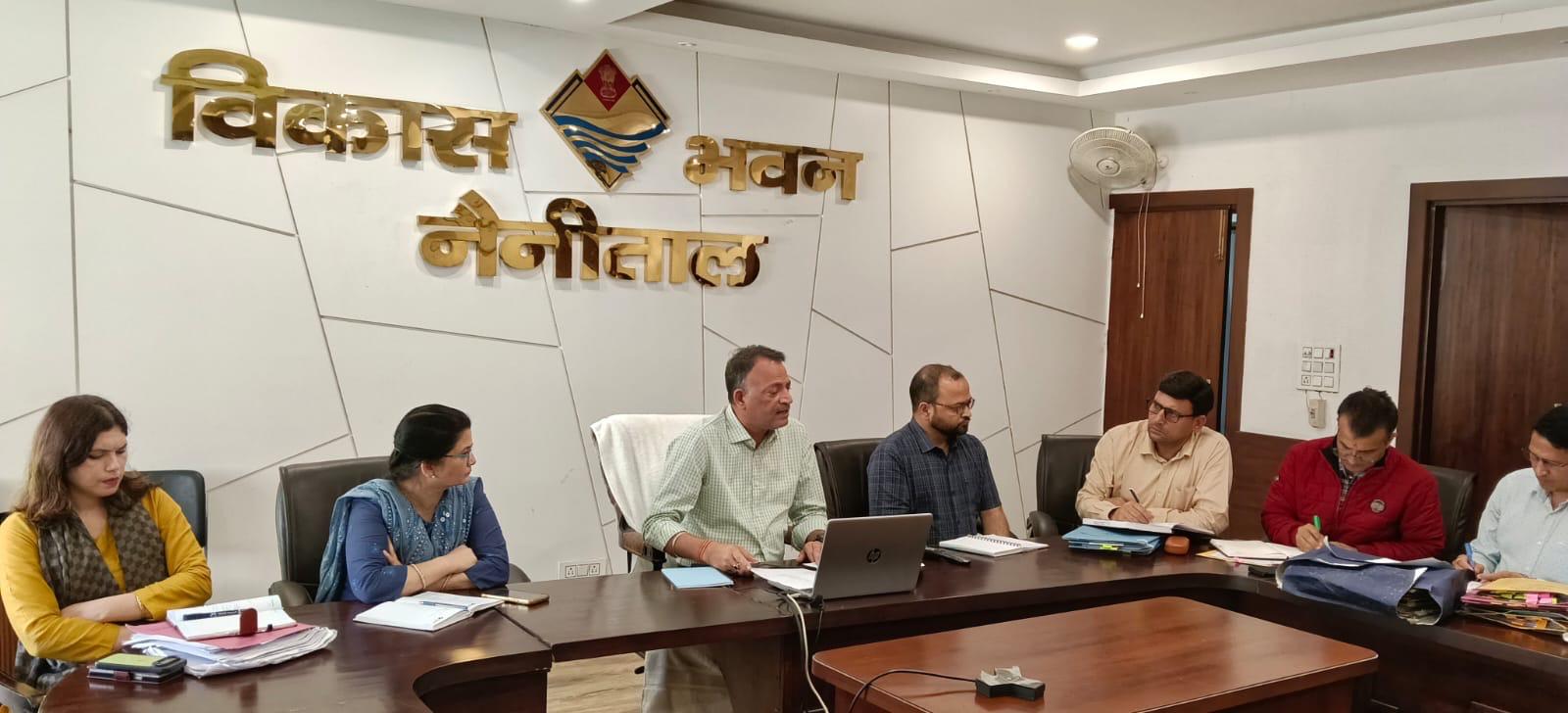 ग्रामीण क्षेत्रों में स्थित होटल एवं रिसॉर्ट्स से बीते पांच वर्षों में जिला पंचायत को प्राप्त राजस्व का दे विवरण- सीडीओ