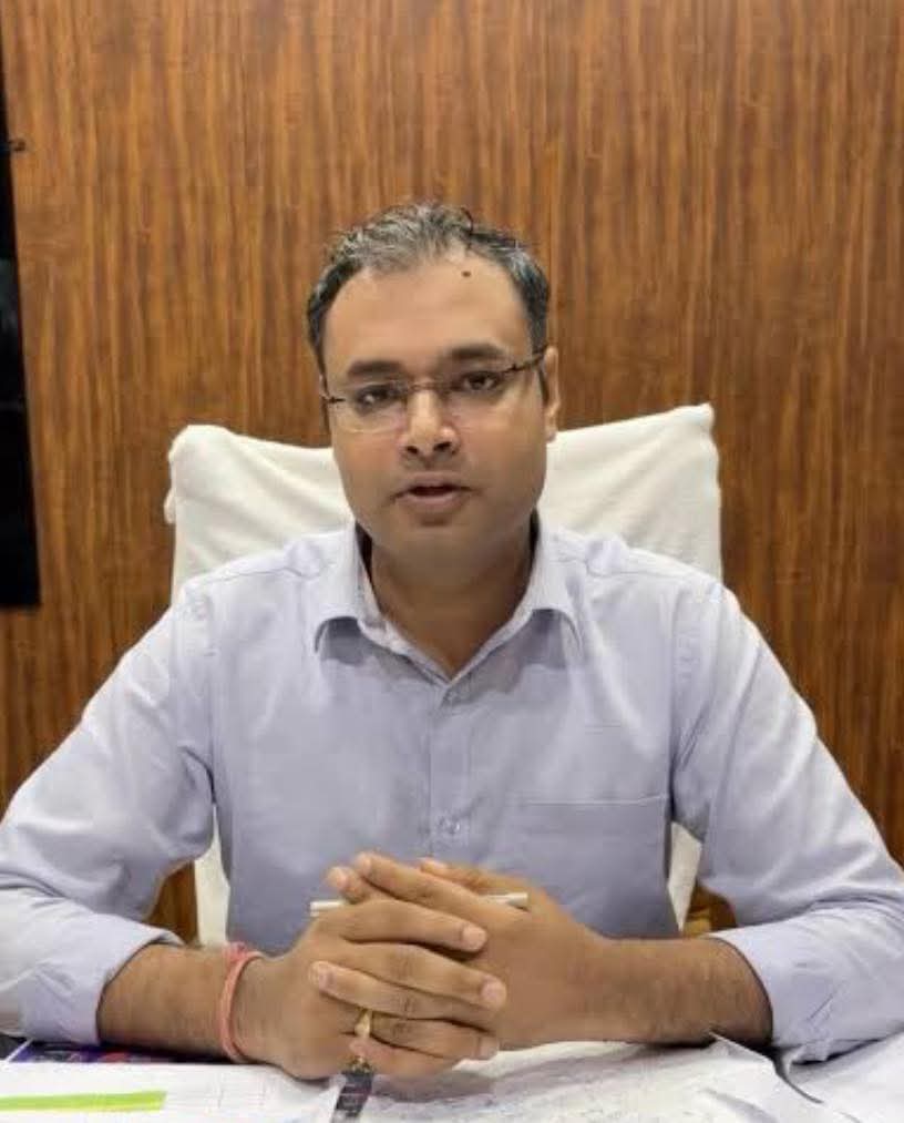 चमोली में बिना डीएम अनुमति आवासीय भवनों पर सीलिंग-ध्वस्तीकरण नहीं, जिलाधिकारी गौरव कुमार के सख्त निर्देश