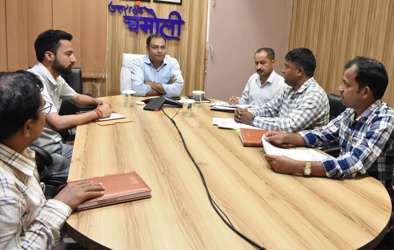 जिले में निर्माणाधीन पुलों के कार्यों की प्रगति की जिलाधिकारी