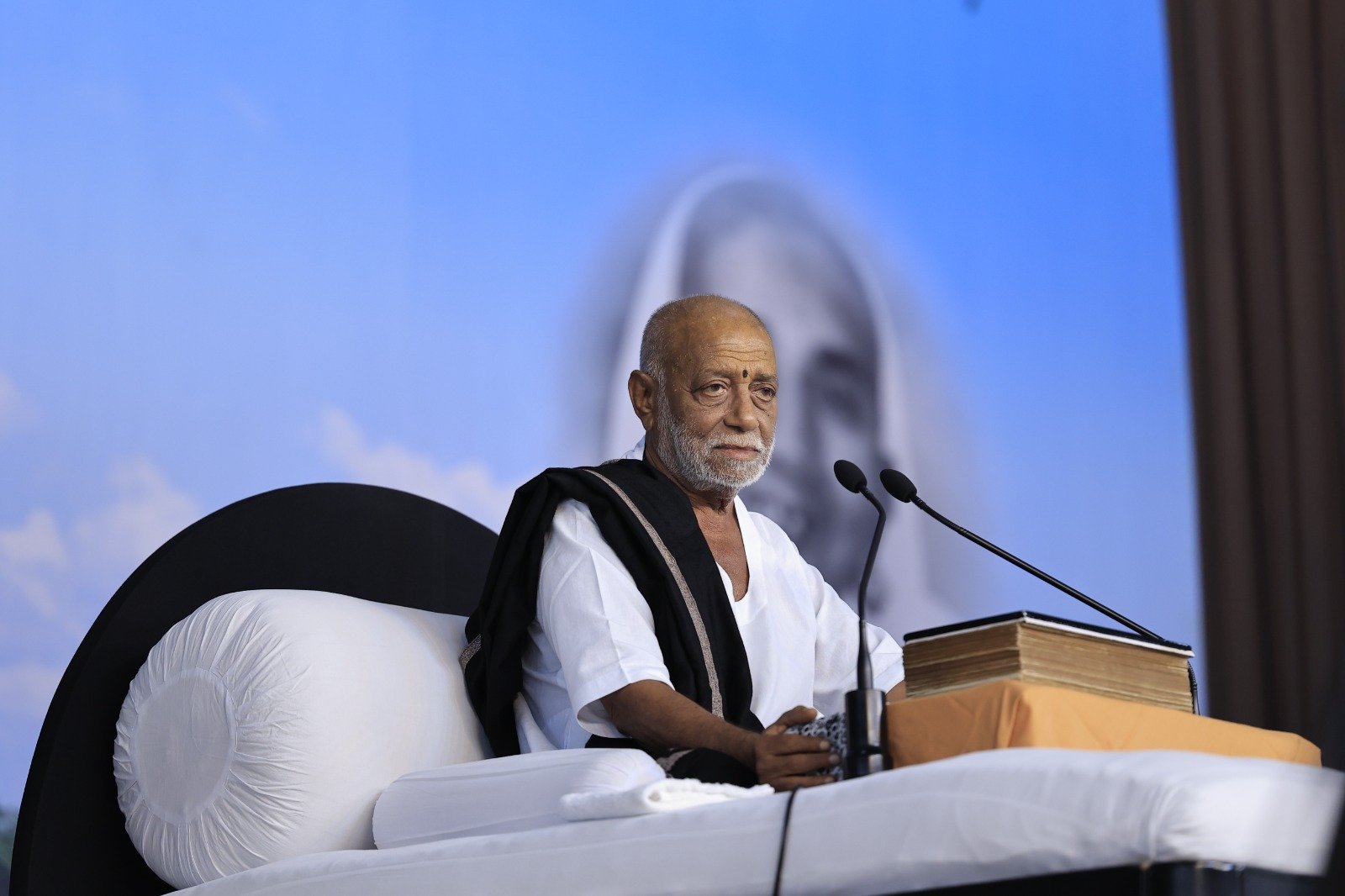 पंचतत्व से बना है मानव जीवन, कथा है आत्मकल्याण का
