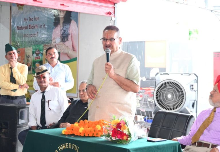 पूर्व सैनिकों की समस्याओं का समयबद्ध समाधान सरकार की प्राथमिकता- गणेश जोशी