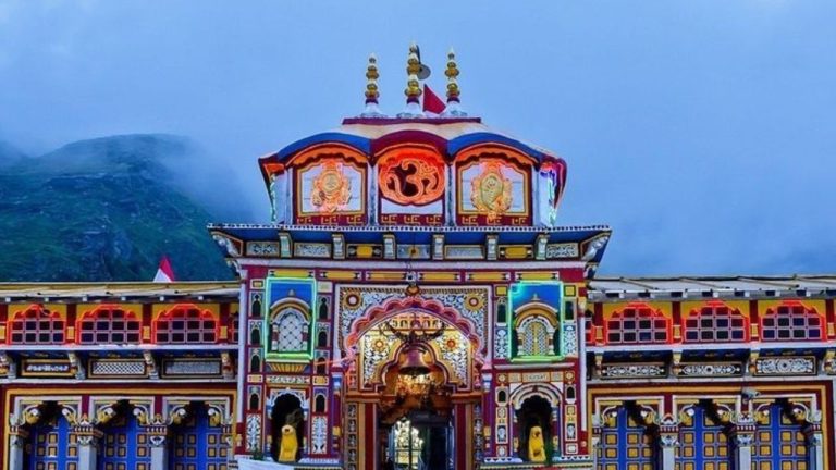 बदरीनाथ मंदिर समिति में हड़कंप: जिस पर था खजाने की