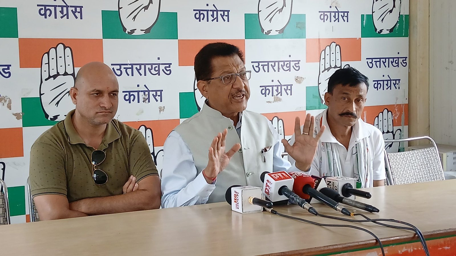 बद्री-केदार के चढ़ावे पर बवाल, कांग्रेस ने उच्च स्तरीय जांच