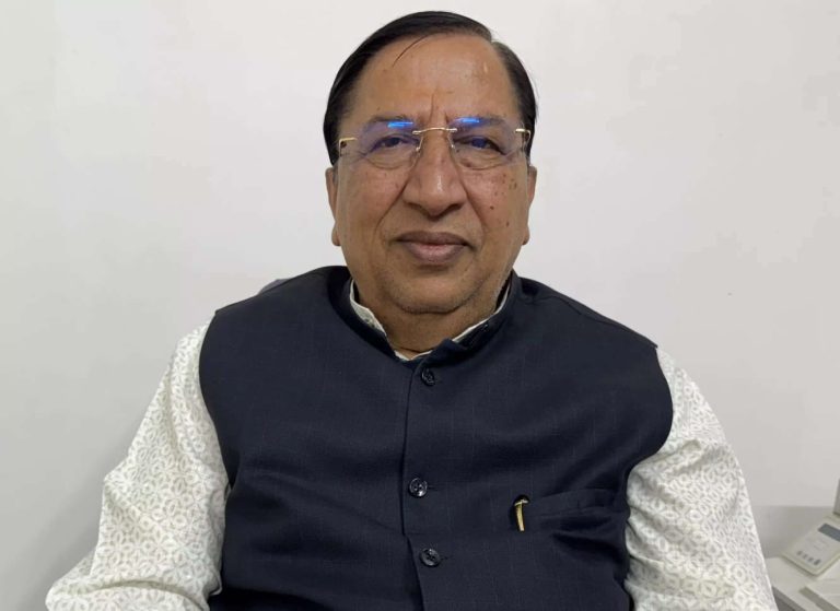 भाजपा राष्ट्रीय सहकोषाध्यक्ष एवं सांसद राज्यसभा डा. नरेश बंसल ने अतारांकित प्रश्न संख्या 293 के माध्यम से आयुष्मान भारत और सार्वभौमिक स्वास्थ्य कवरेज संबिधत प्रश्न किया