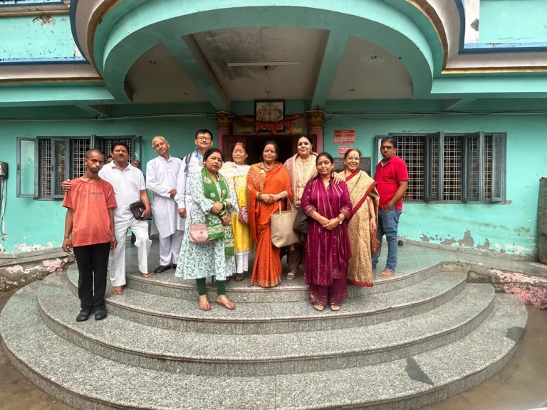 शिव तांडव' की मनमोहक प्रस्तुति बनी आकर्षण का केंद्र, आश्रम