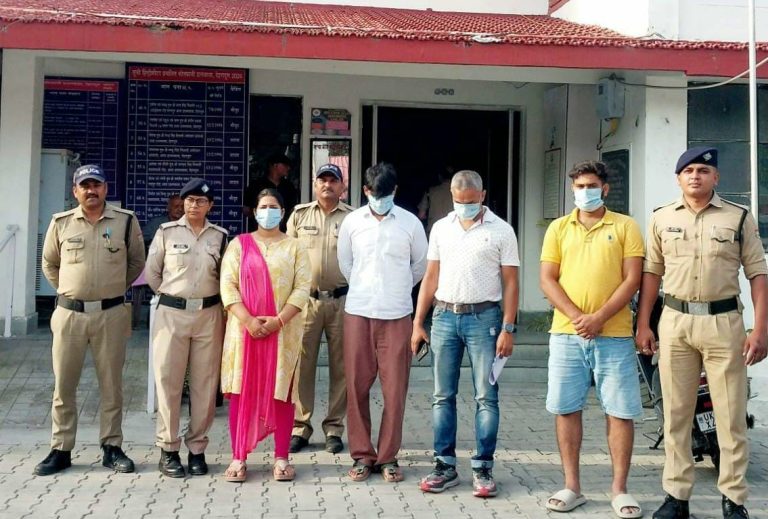 सार्वजनिक स्थान पर मारपीट करने वाले 4 लोग गिरफ्तार, डालनवाला पुलिस ने की कार्रवाई