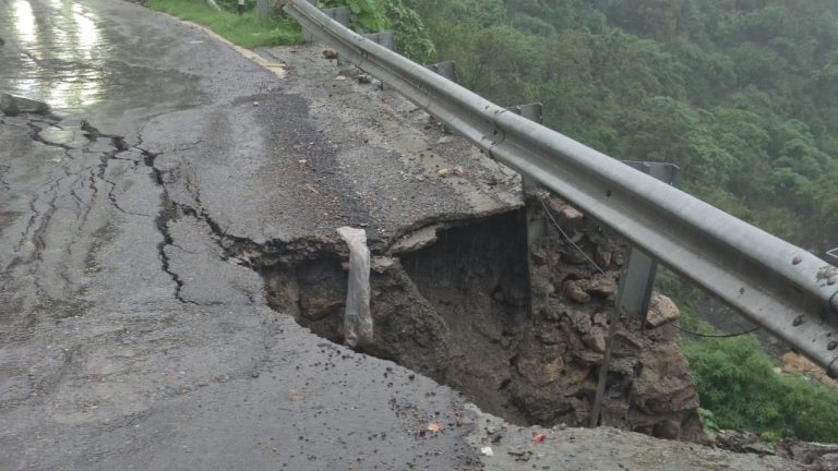 ‘Safety Wall’ washed away by rain at Mussoorie’s ‘Paani Wala