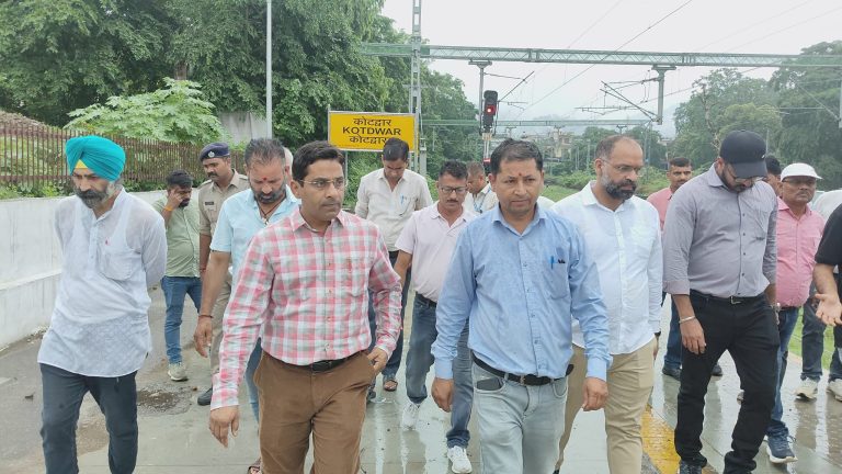 Additional Divisional Manager inspects under-construction Railway Station in Kotdwar