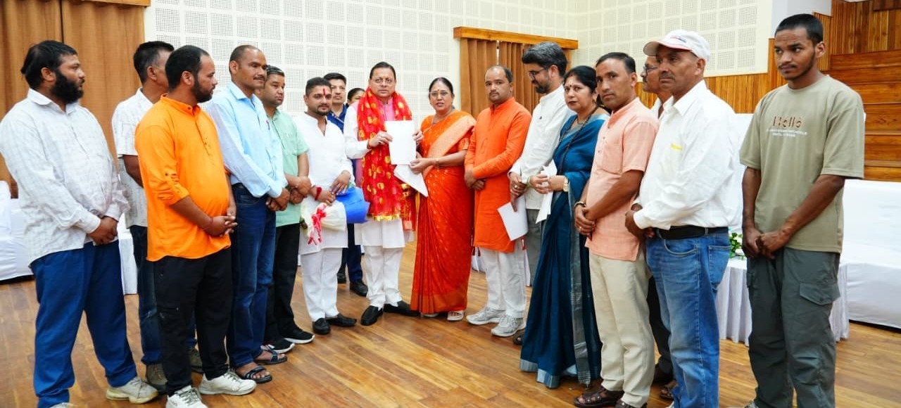 Dhami directs time-bound redressal of public grievances