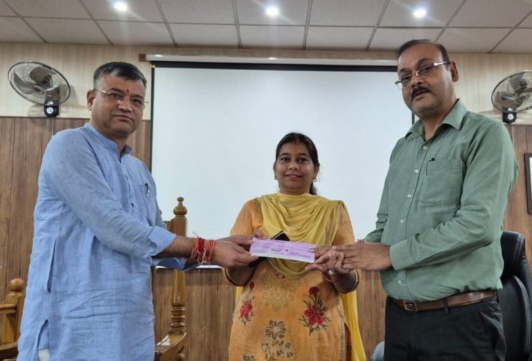 Doon Nagar Nigam empowers 47 SHGs with user charge payouts