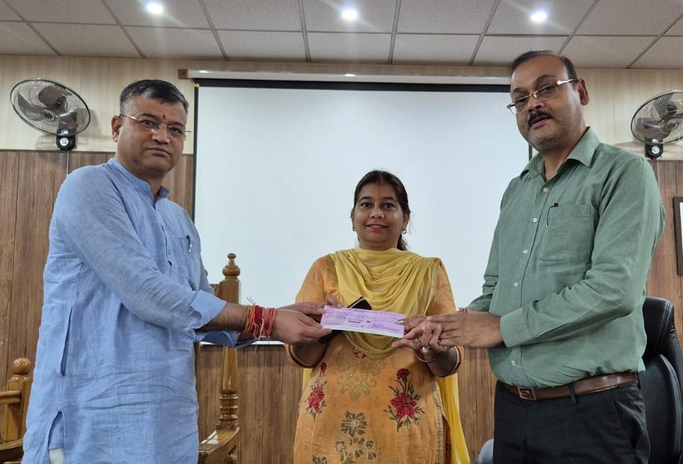 Doon Nagar Nigam empowers 47 SHGs with user charge payouts