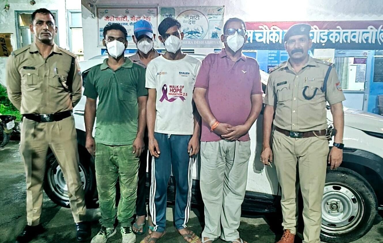 Nainital Crime: कार में बैठाकर जंगल ले गए दो युवक,