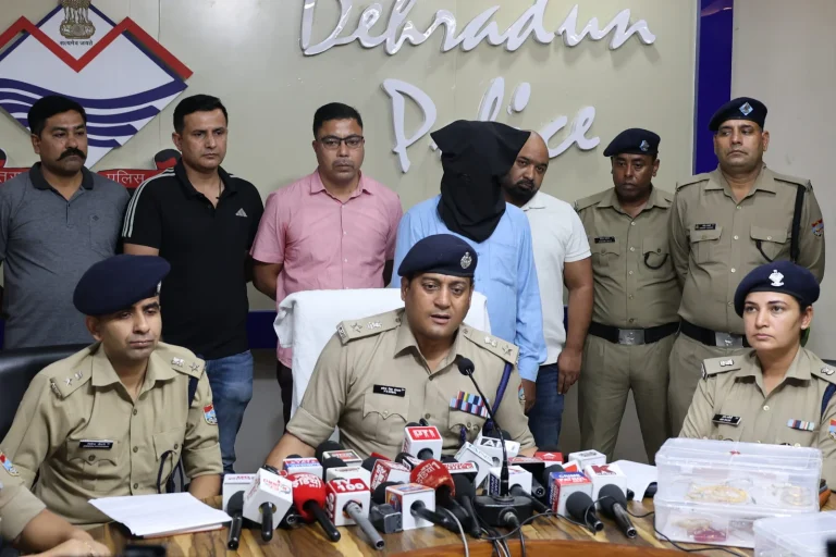 एम्स में लाखों की चोरी का खुलासा, आंध्र प्रदेश का