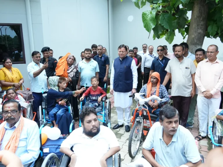 जनता की चौखट पर धामी सरकार: मुख्यमंत्री ने सुनीं जनसमस्याएं,