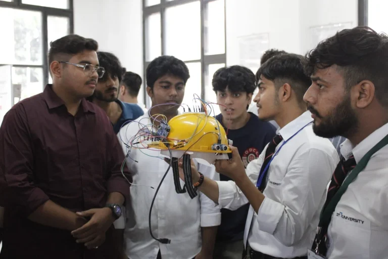 डीआईटी विश्वविद्यालय ने दो दिवसीय ‘दीक्षारंभ 2026’ ओरिएंटेशन कार्यक्रम का