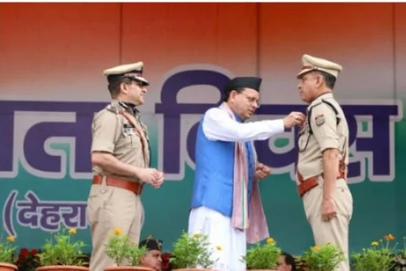 डीएसपी त्रिवेन्द्र सिंह राणा हुऐ मुख्यमंत्री सराहनीय सेवा पदक से