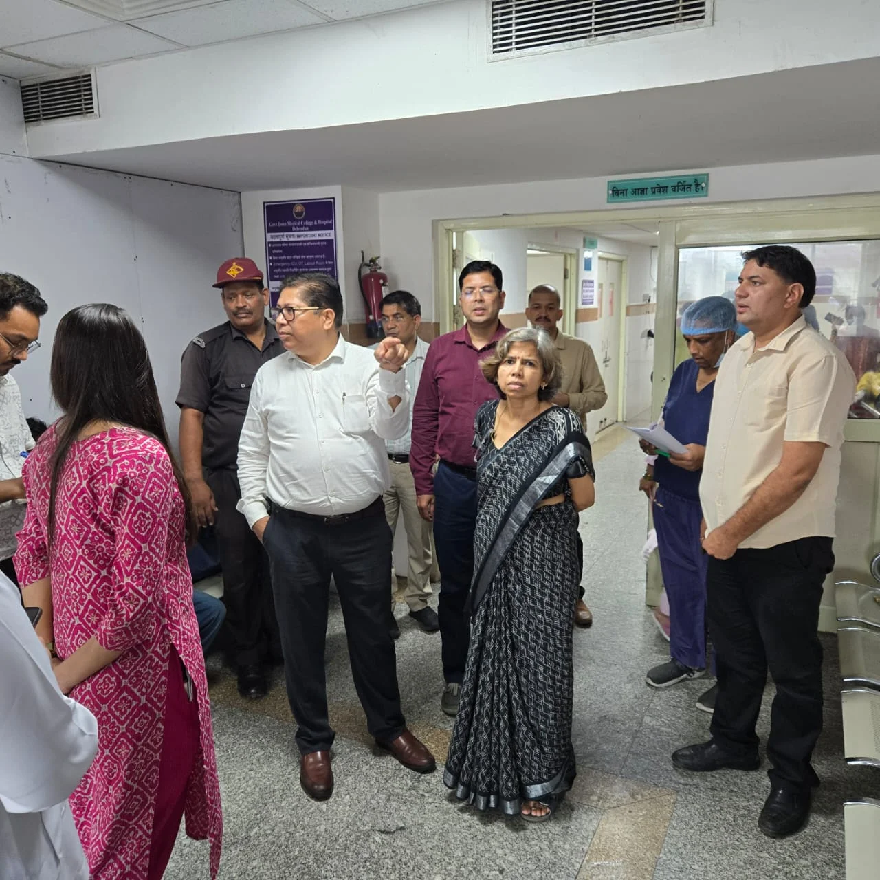 दून मेडिकल कॉलेज में लापरवाही बर्दाश्त नहीं: निदेशक चिकित्सा शिक्षा