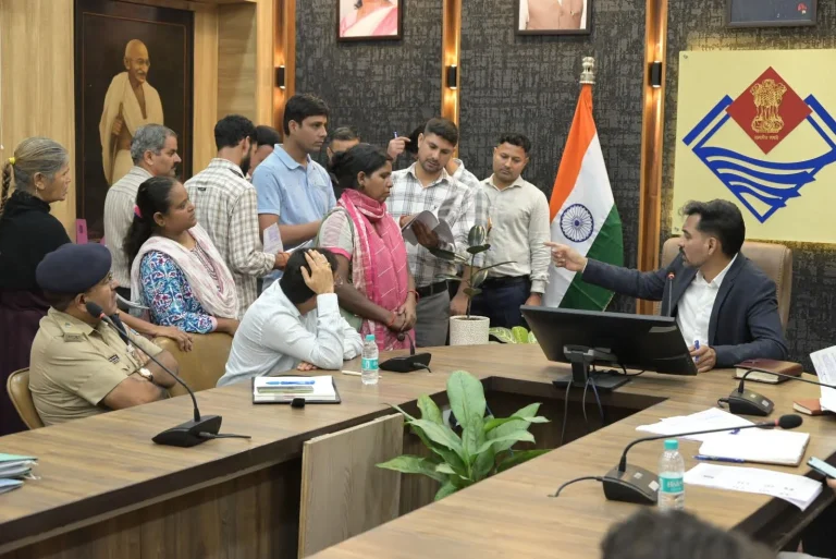 देहरादून में DM का सख्त रुख! अवैध फैक्ट्री से लेकर