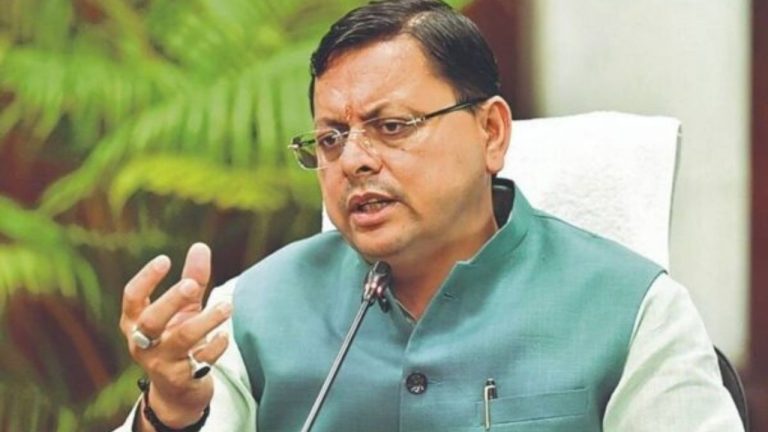 बरसात से बेहाल नैनीताल की सड़कों पर CM धामी का