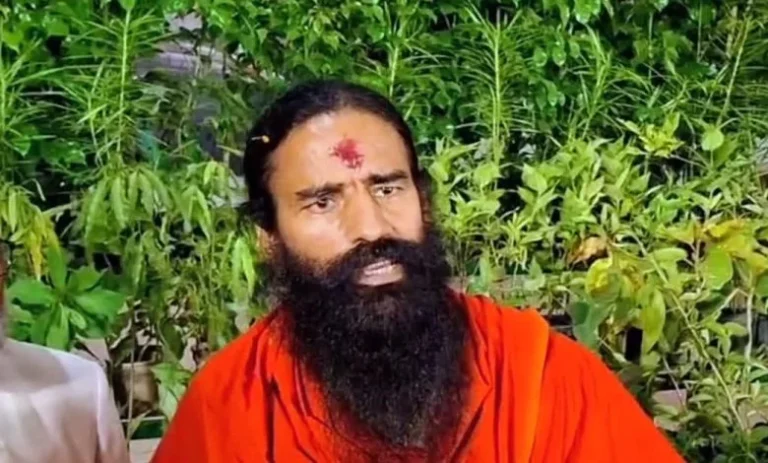 भगवा पहनकर विरोध पर स्वामी रामदेव का बयान, बोले- धर्म