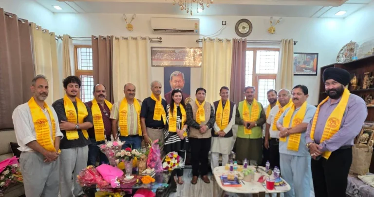 भाजपा के राष्ट्रीय उपाध्यक्ष तीरथ सिंह रावत का उत्तरांचल पंजाबी