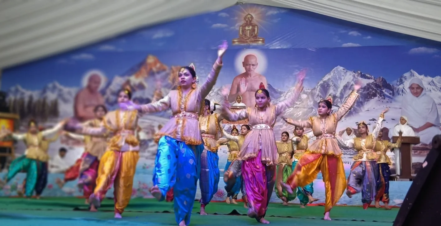 राग से वैराग्य की ओर बढ़ने का संदेश दे गया