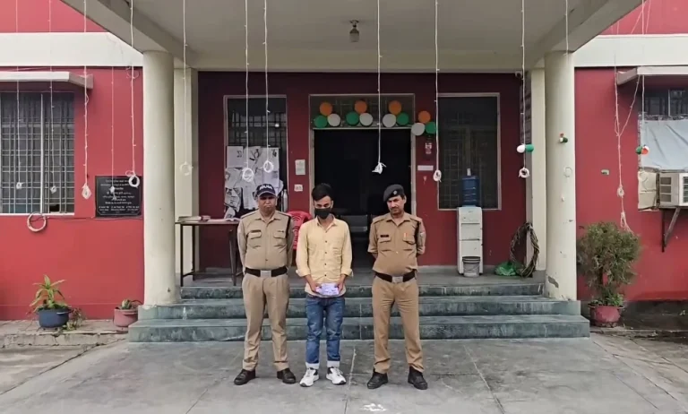 सेलाकुई में 141.12 ग्राम चरस के साथ नशा तस्कर गिरफ्तार