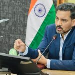 सड़क सुरक्षा में जनभागीदारी जरूरी, सभी विभाग करें समन्वित प्रयास- डीएम