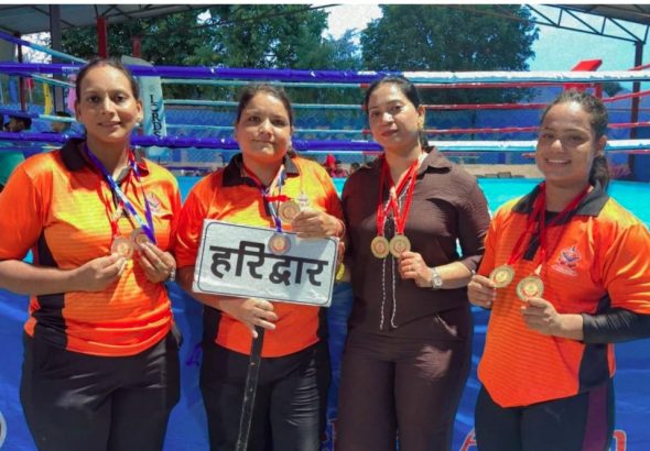हरिद्वार पुलिस की महिला खिलाड़ियों का जलवा, कुश्ती-आर्म रेस्लिंग में जीते 9 पदक