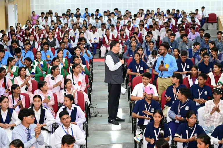 18 सितंबर को 140 चयनित विद्यार्थियों से सीधे संवाद करेंगे