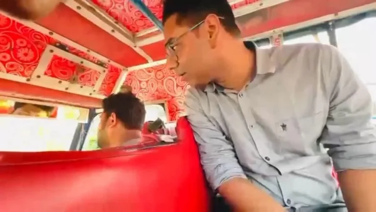 3 किमी जाने के लिए विक्रम चालक ने एआरटीओ से