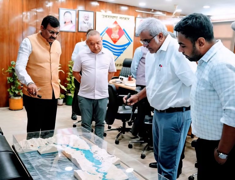 CS reviews progress of Badri-Kedar Dham Master Plan