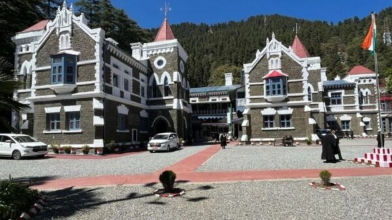 Nainital: दूषित पानी से बीमारी पर हाईकोर्ट सख्त, डीएम समेत