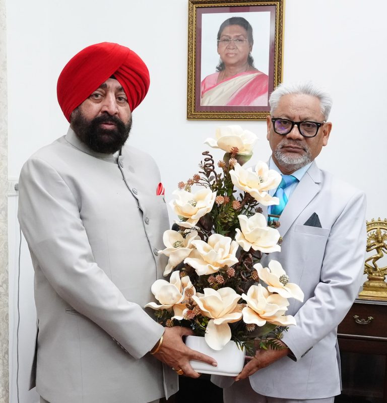 UPNL MD briefs Gov on personnel regularisation