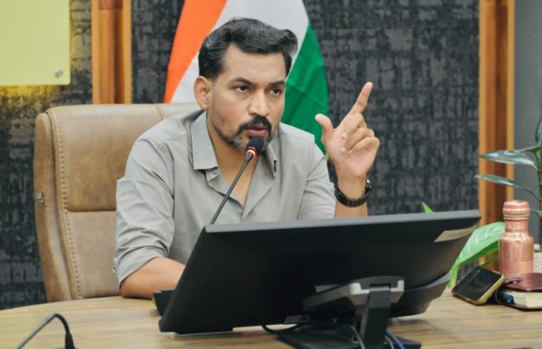 ऋण फर्जीवाड़े पर डीएम सख्त, संदिग्ध मामलों की होगी एसआईटी जांच