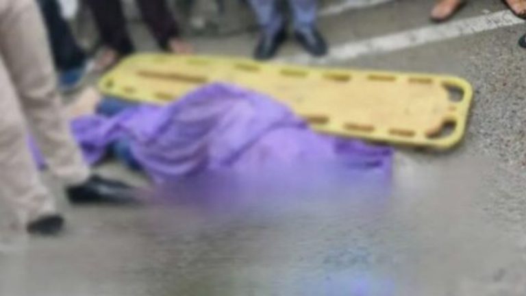एक पल में उजड़ गया परिवार का सहारा! सड़क पार