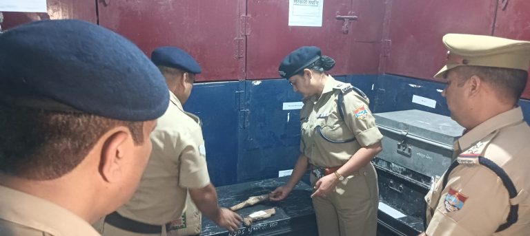 एसपी ऋषिकेश ने किया रायवाला कोतवाली का अर्द्धवार्षिक निरीक्षण