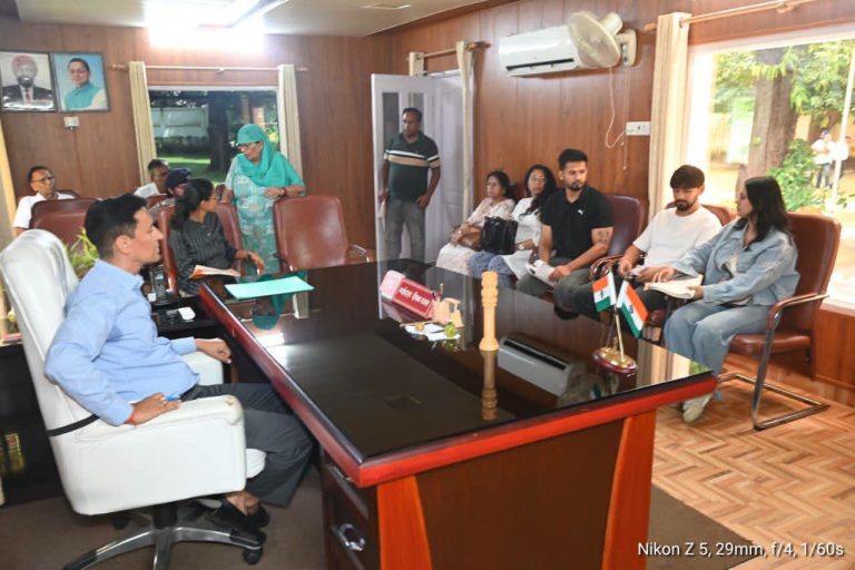 कुमाऊं आयुक्त की जनसुनवाई में कई मामलों का मौके पर समाधान, अधिकारियों को सख्त निर्देश