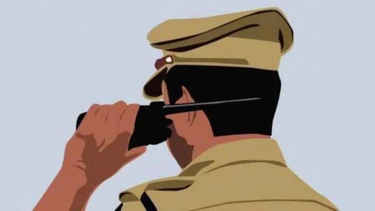 थाना प्रभारी समेत 5 पुलिसकर्मियों पर FIR करने का आदेश,