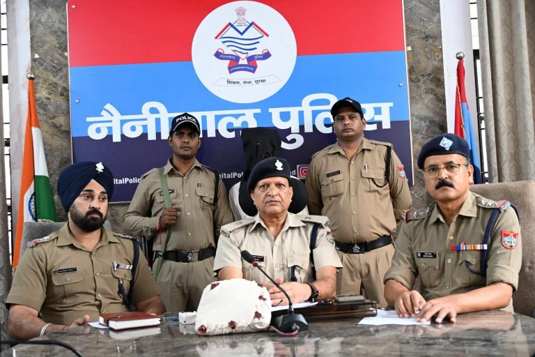 नैनीताल पुलिस ने जवाहर नगर में हुई हत्या का 12