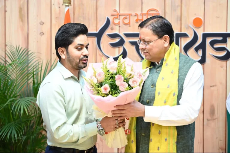 भाजपा नेता अर्चित डावर ने मुख्यमंत्री पुष्कर सिंह धामी को