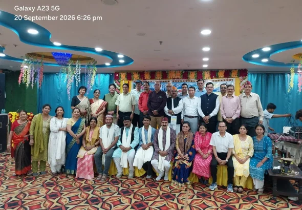 मेधावी छात्र-छात्राओं को सम्मानित कर बढ़ाया उत्साह -