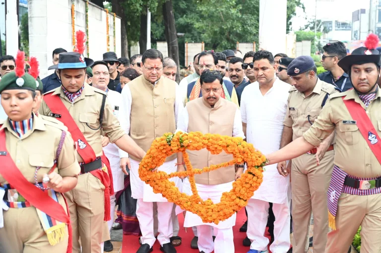 शहीदों का बलिदान राष्ट्र के लिए सदैव प्रेरणास्रोत: धामी -